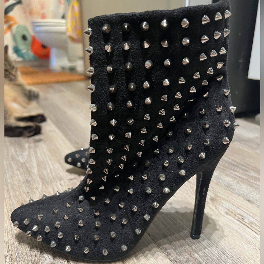 Chase + Chloe silver studded black heeled boots